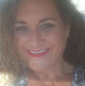 Meet your Posher, Delonda